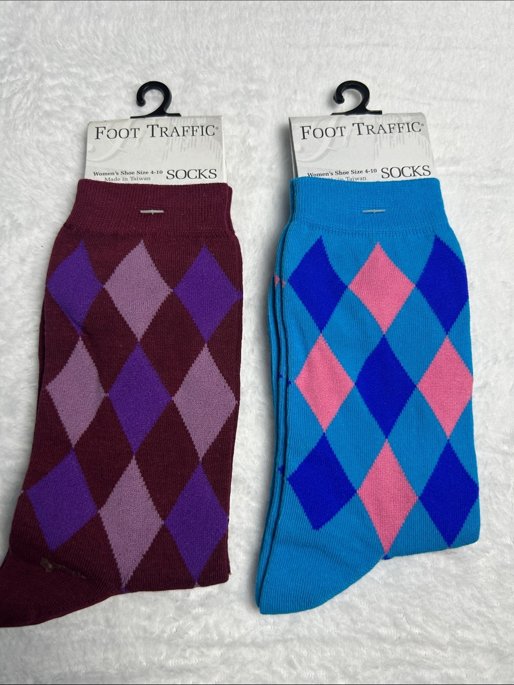 Traffic Argyle Crew Socks — Burgundy & Bright Blue Pairs